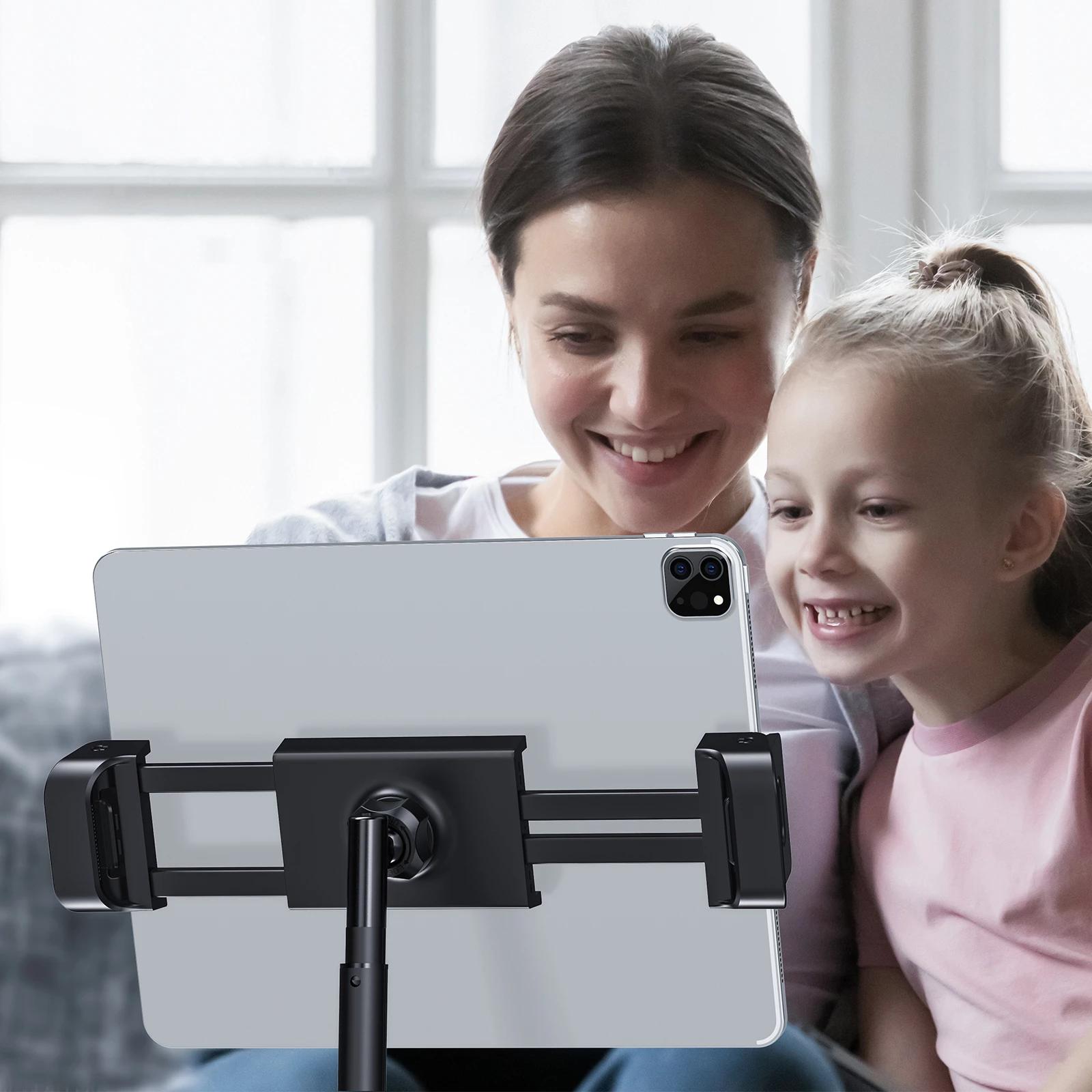 Teleskopski stalak za mizo Acefast E4 za telefon in tablico, 135–230 mm, 360°, črn