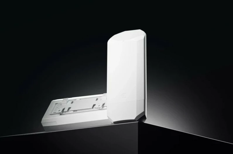 Zunanji 5G xDSL usmerjevalnik, 4 antene, bel TELTONIKA OTD500