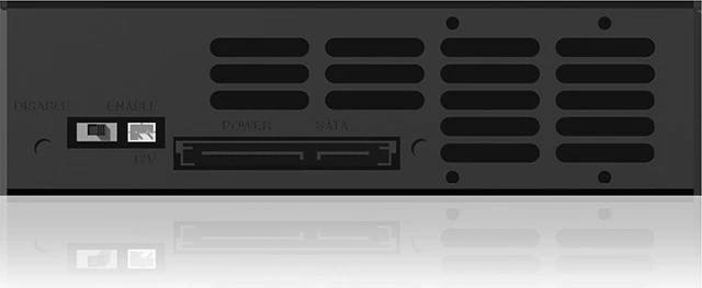 Kovinska kaseta za 3,5" SATA v 5,25" ležišču ICY BOX IB-158SK-B, aluminij, črna