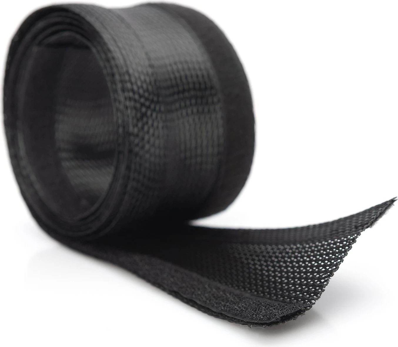 Fleksibilen tub za kable Digitus, 2 m, črn