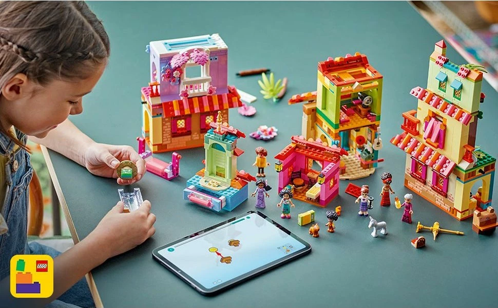 Svetla čarobna hiša Encanto, LEGO Disney 43245