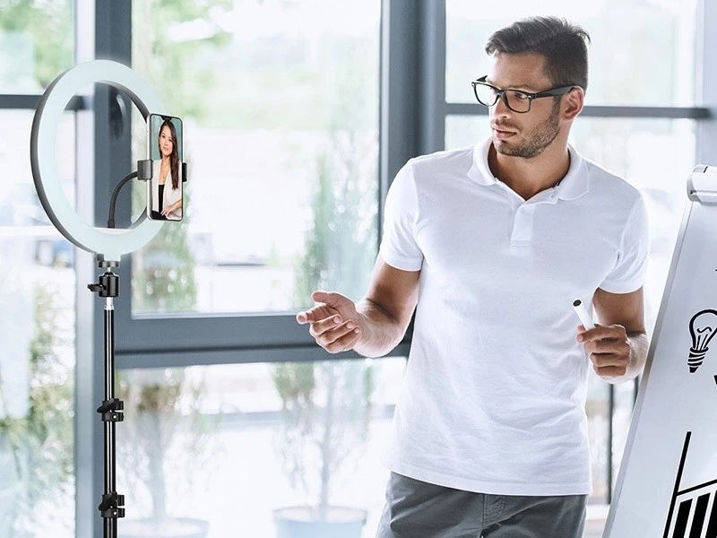 Ringa svetilka s trinožcem Tracer, (30 cm x 210 cm), 5 V, črna