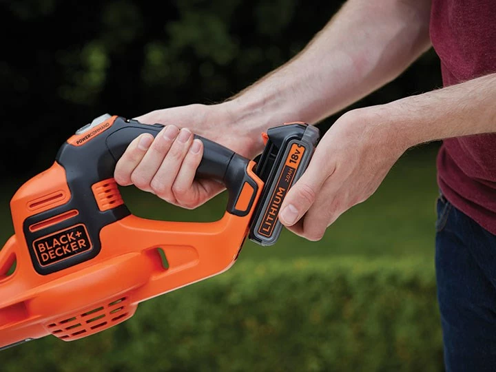 Brezžični pihalnik za listje BLACK+DECKER GWC1820PC-QW, 18 V, 209 km/h, oranžna/črn