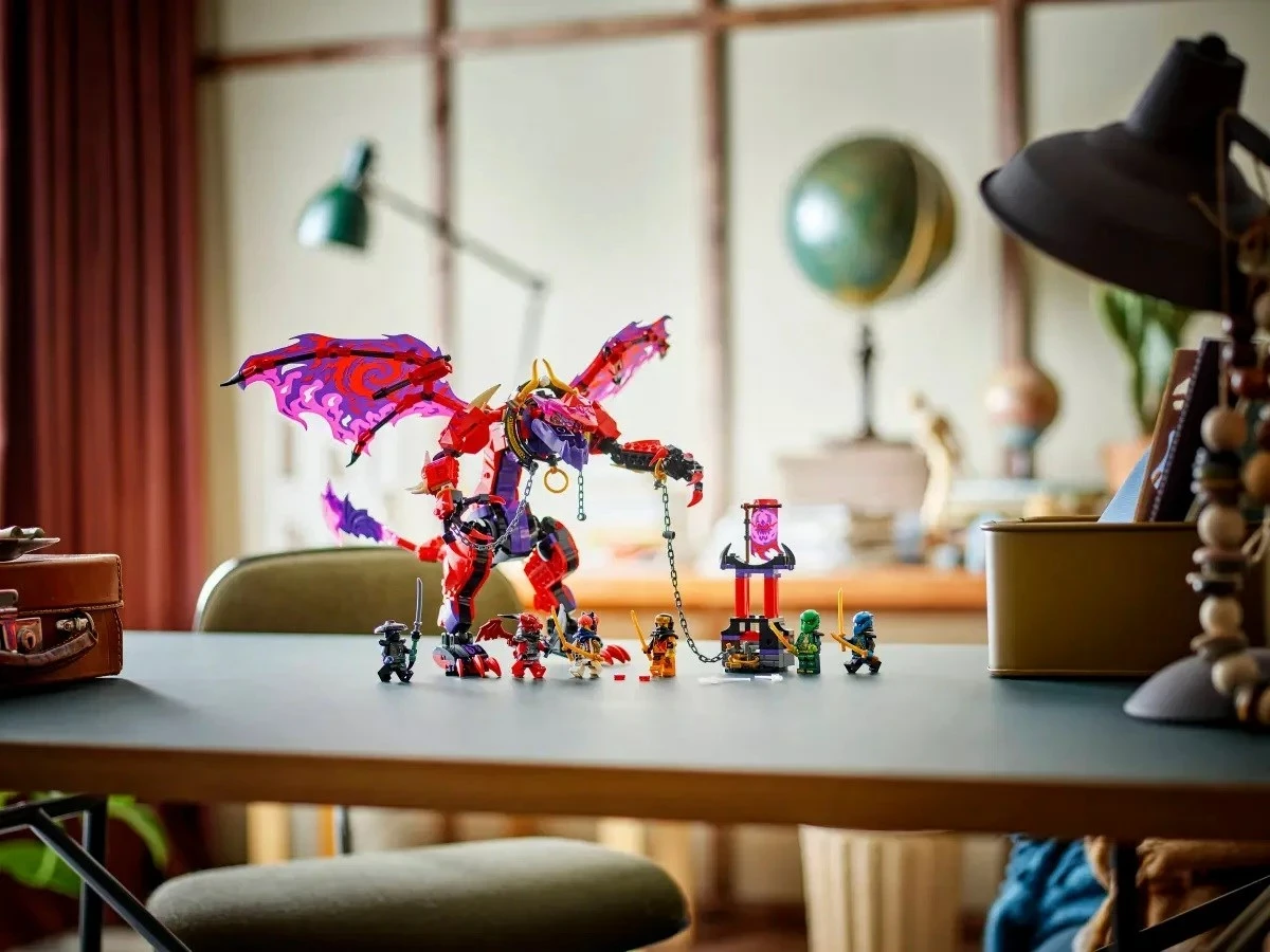 Set z zmajem Thunderfang Dragon of Chaos LEGO NINJAGO 71832