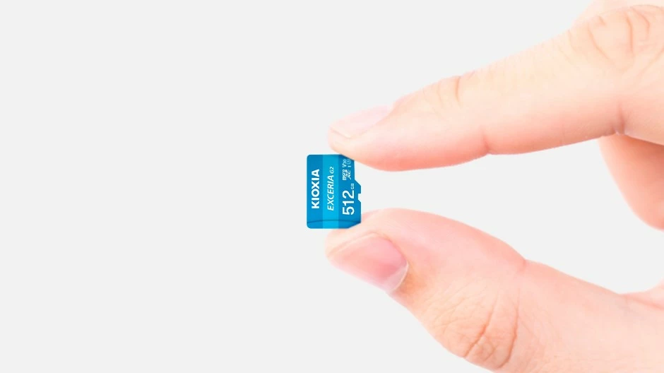 Kartica pomnilnika Kioxia LMEX2L512GG2, 512 GB, MicroSDHC, razred 10, modra