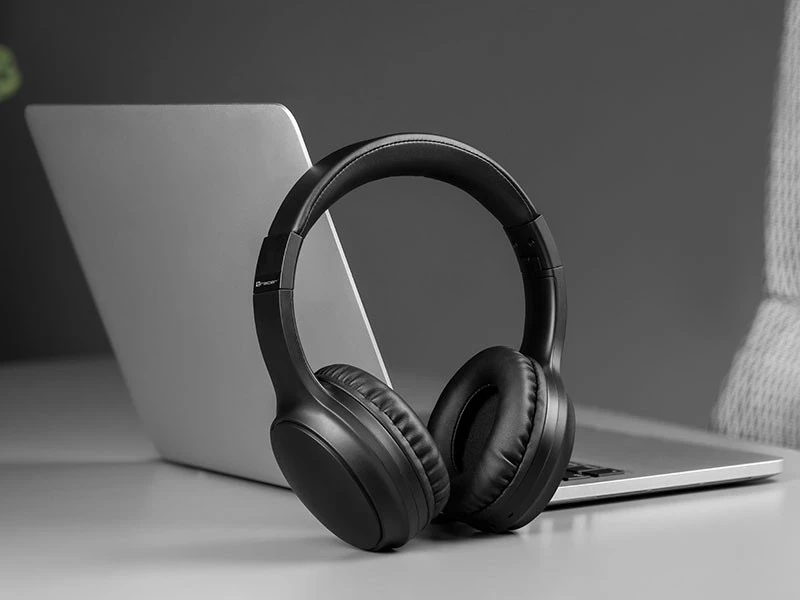 Slušalke z aktivnim dušenjem šuma in Bluetooth 5.3, Tracer Max Mobile BT ANC, črne