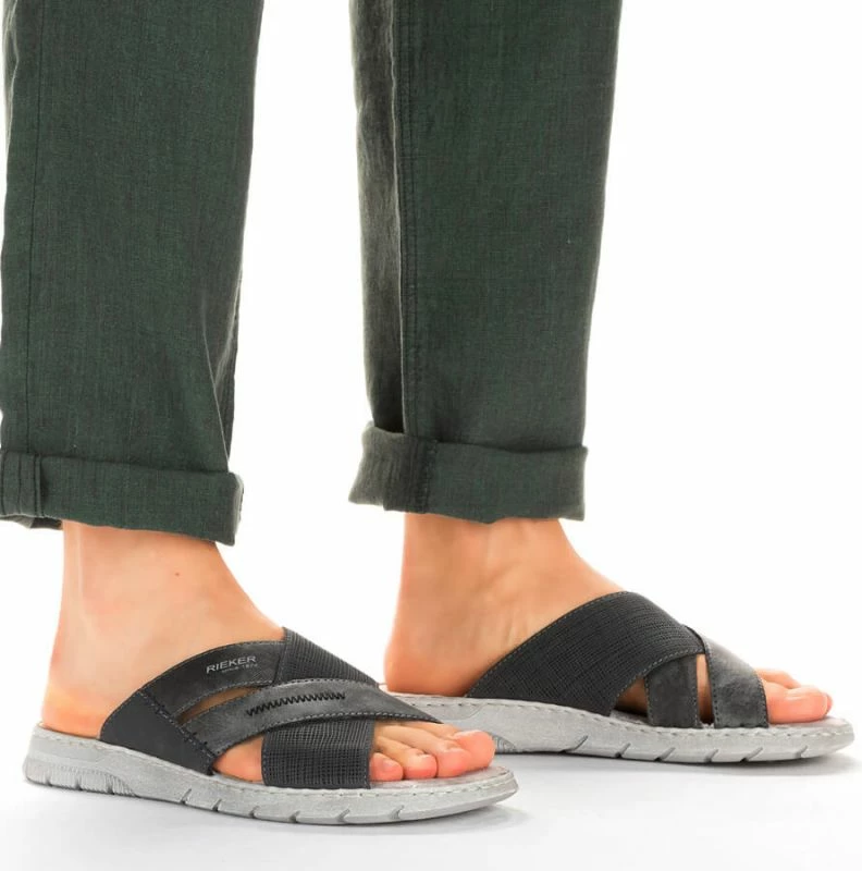 Natikači Rieker, moški, sivi