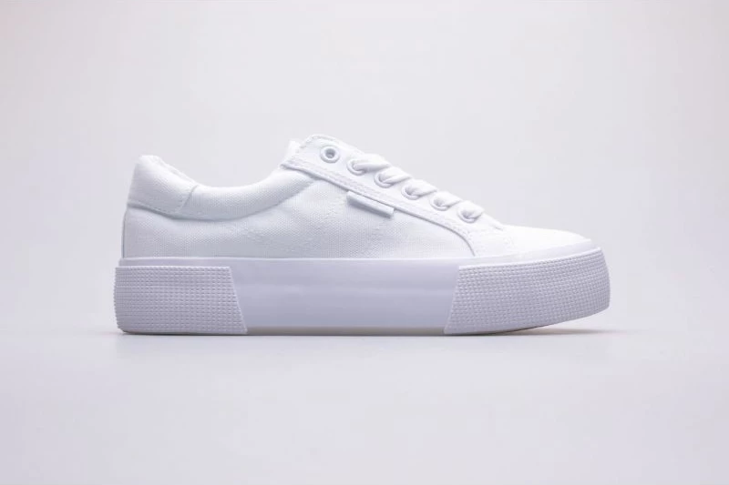 Kopalne/poletne čevlje, Lee Cooper, bele, ženske