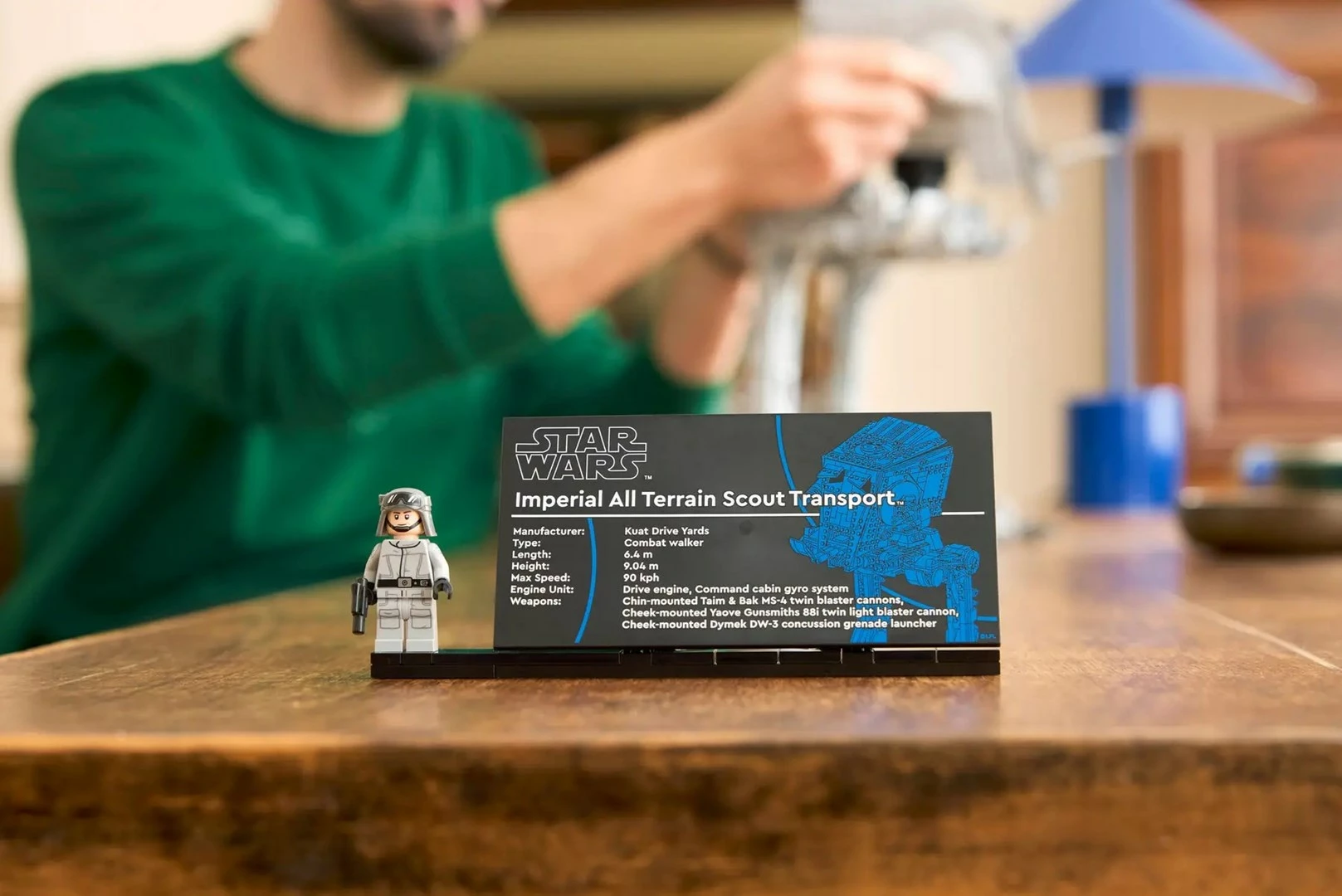 Podroben model AT-ST Walker iz Star Wars, LEGO 75417, za odrasle, s minifiguro, siva