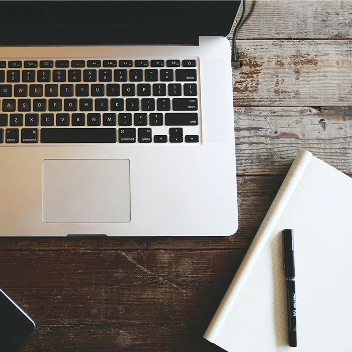 Polnilec za prenosnik Qoltec 52391 za Asus, 45 W, 19 V, 2,37 A, 4,0 x 1,35 mm, črn