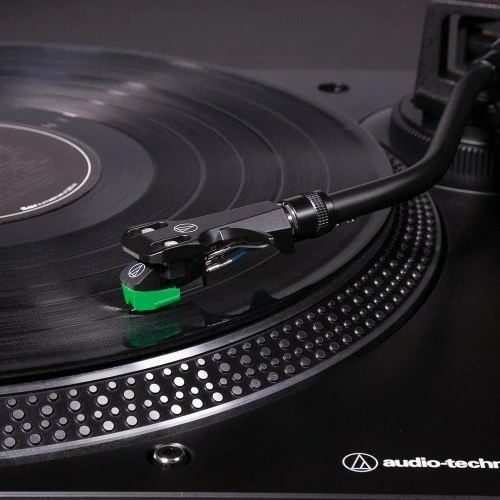 Gramofon audio-technica AT-LP120XUSB, USB, vgrajen phono predvajalnik, črn