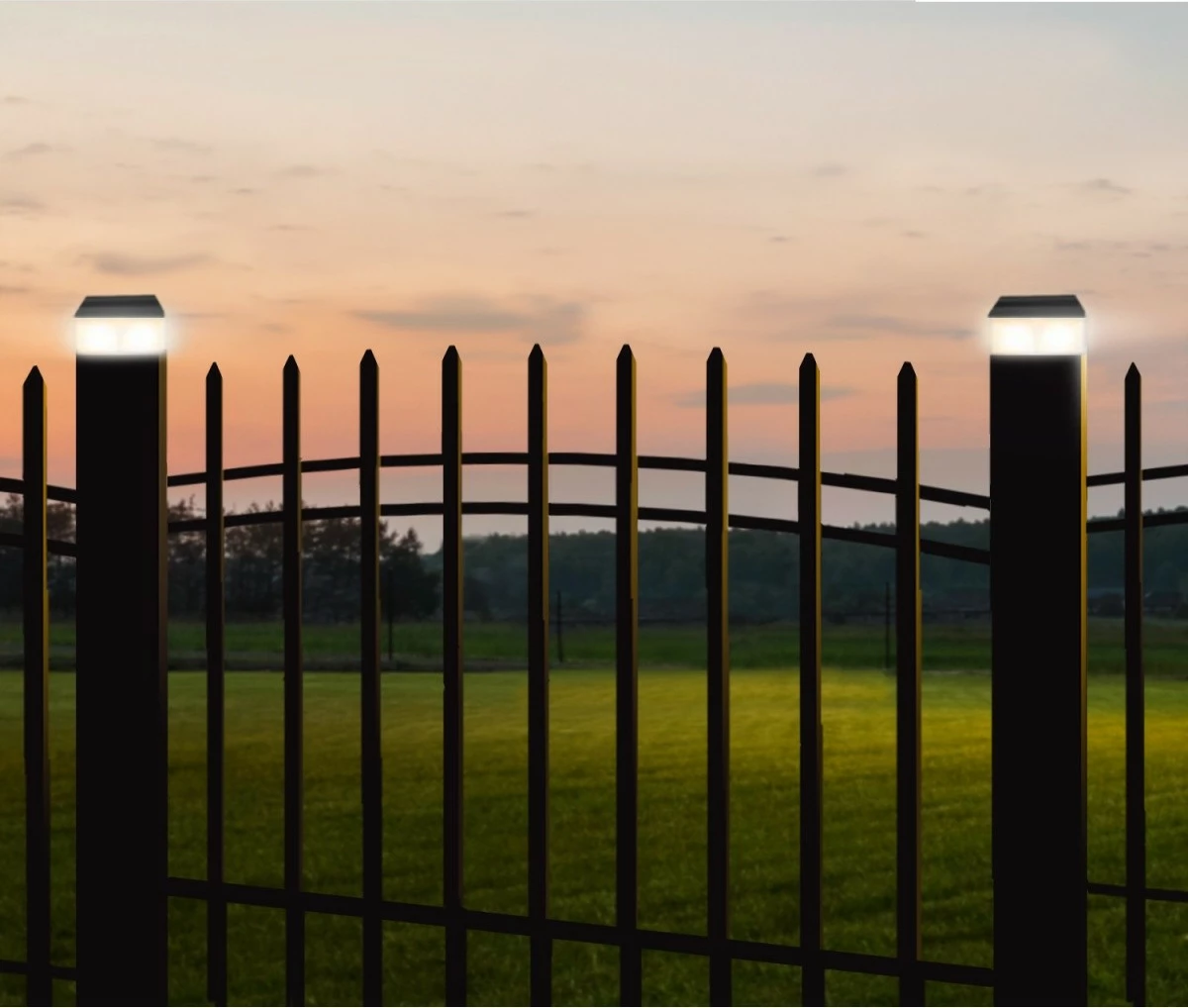 Solerna luč za steber GreenBlue GB128, 101x101 mm, plastika, 4000K, črna