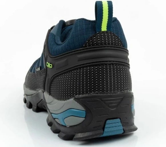 Outdoor tekaški čevlji CMP za moške, črni in temno modri