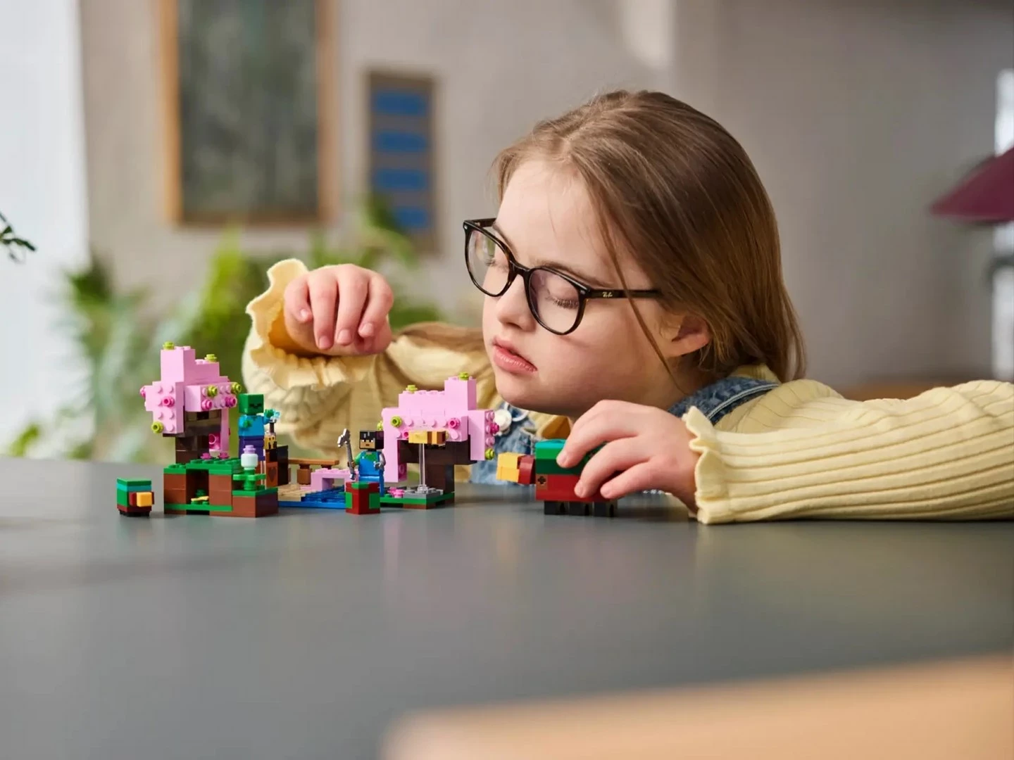 Set gradnikov Kopski češnjev LEGO MINECRAFT 21260