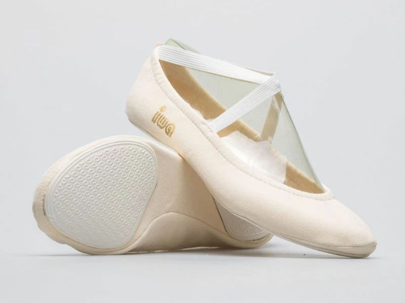 Baletne telovadne čevlje IWA 302, krem