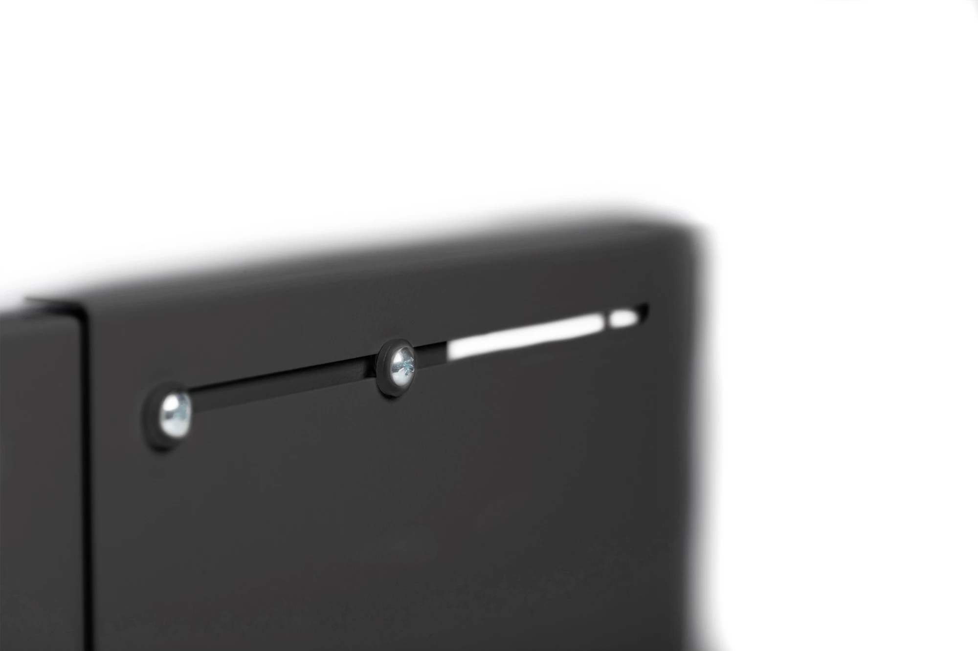 Stenski rack 4U, 19 inch, črn Digitus