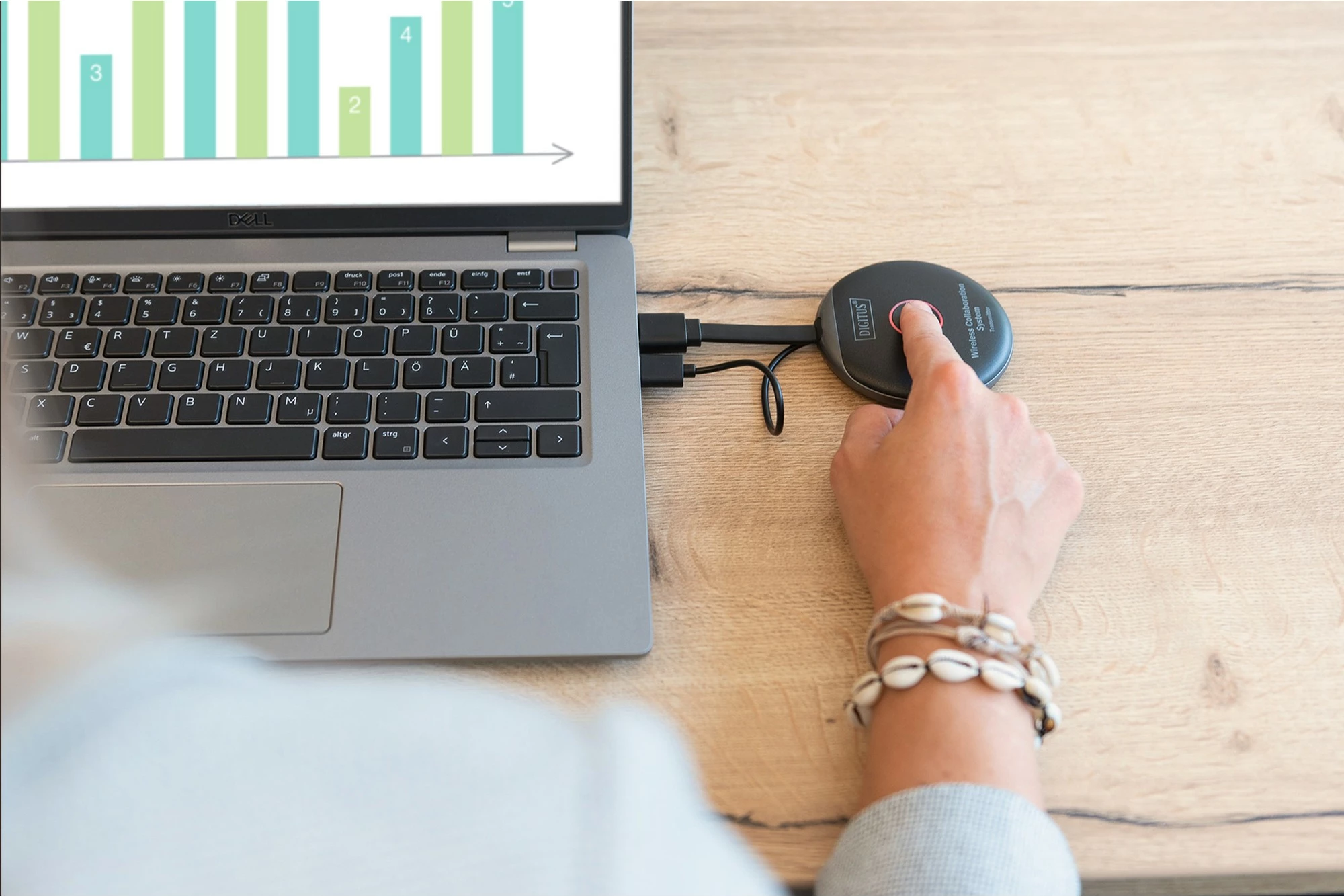 Brezžični HDMI oddajnik Digitus DS-55317, 1920x1080, 50 m, Wi‑Fi, črno/siv