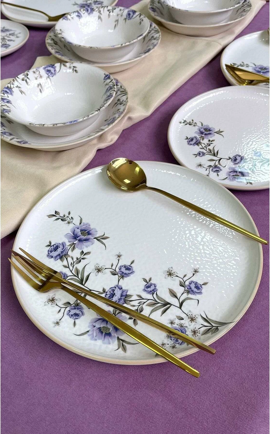 Komplet jedilne posode, 24-delni, Hermia Concept RolyefliLux24