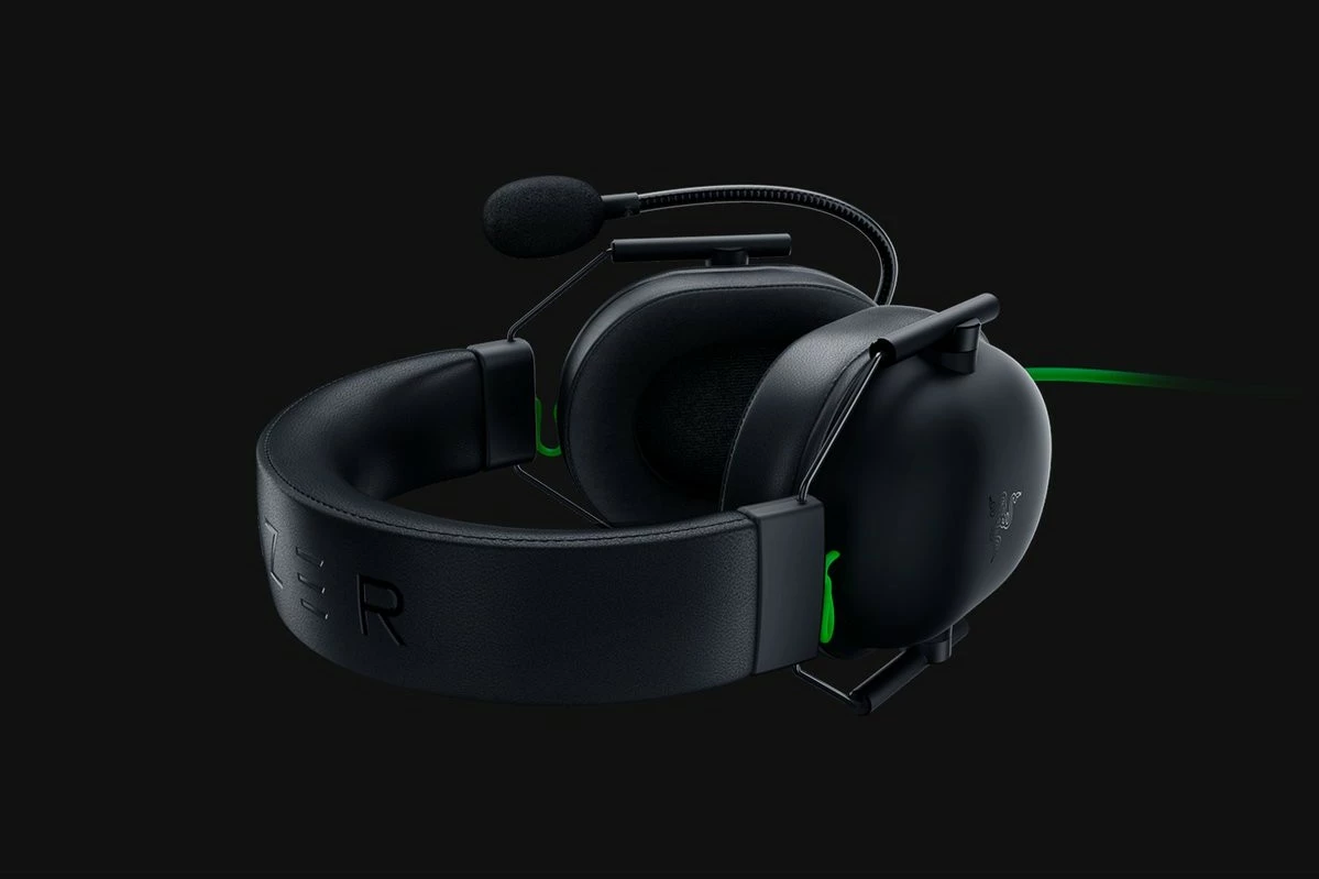 Gaming slušalke Razer Blackshark V2 X, žične, 12 - 28000 Hz, 270 g, črno-zeleno