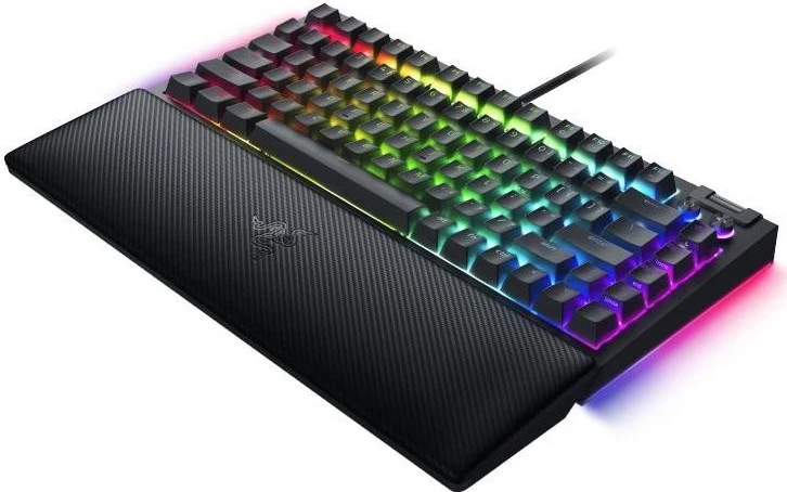 Mehanska tastatura z RGB osvetlitvijo, Razer BlackWidow V4, USB-Type C, črna