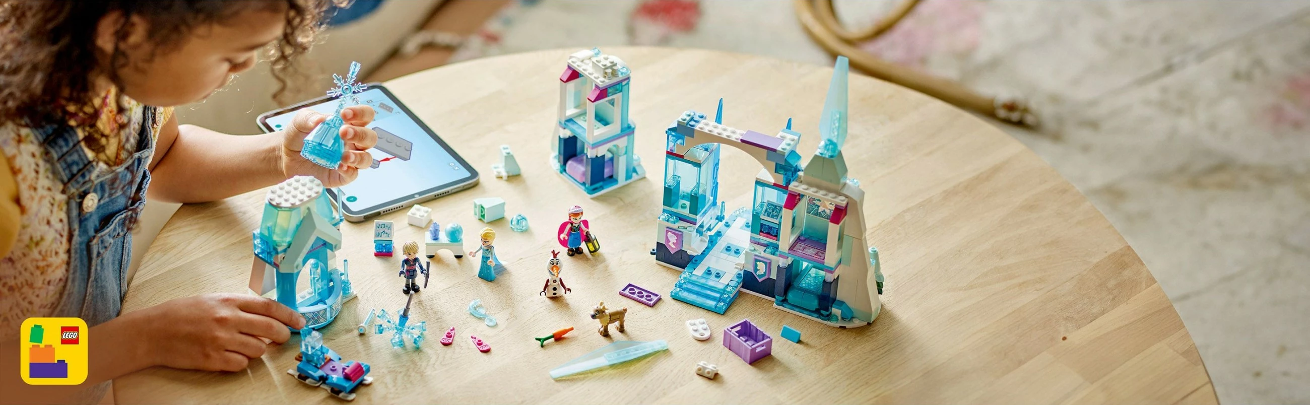 Gradbeni komplet, Elsin zimski grad (Frozen) Disney Princess 43244, večbarven