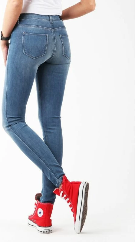 Ozke ženske kavbojke Wrangler, modre