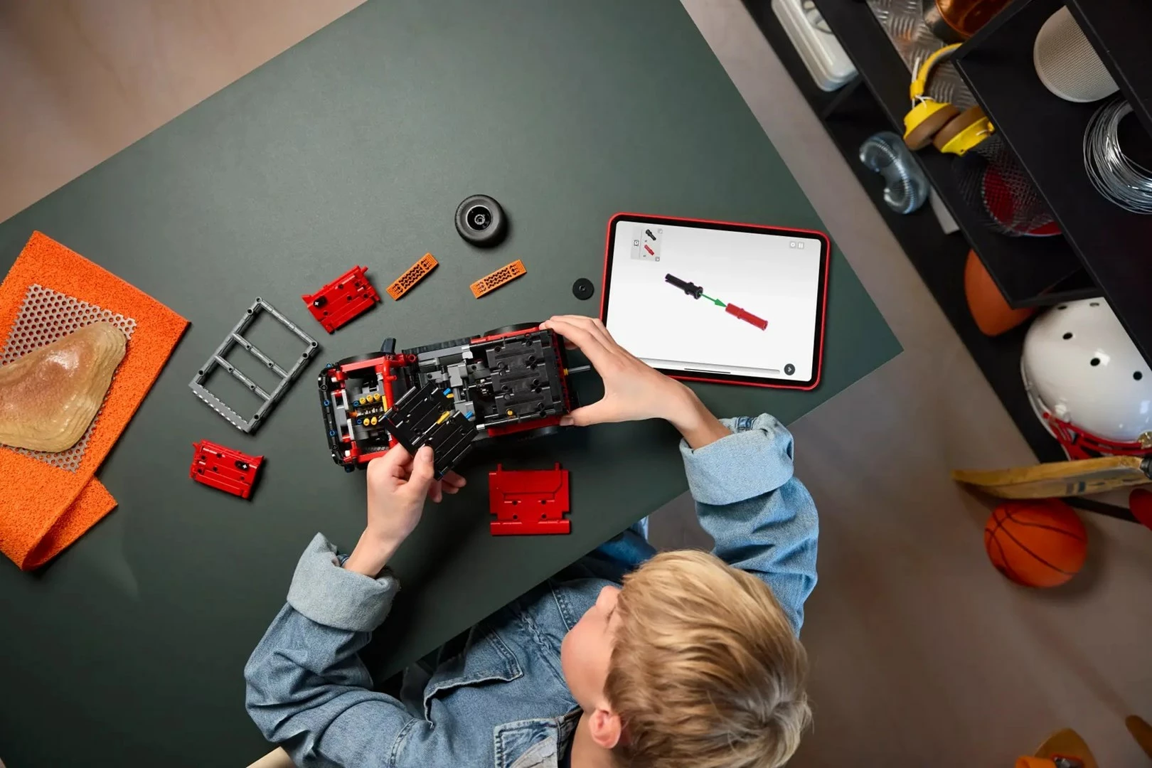 Model SUV Ford Bronco LEGO Technic 42213, rdeč, za otroke in odrasle
