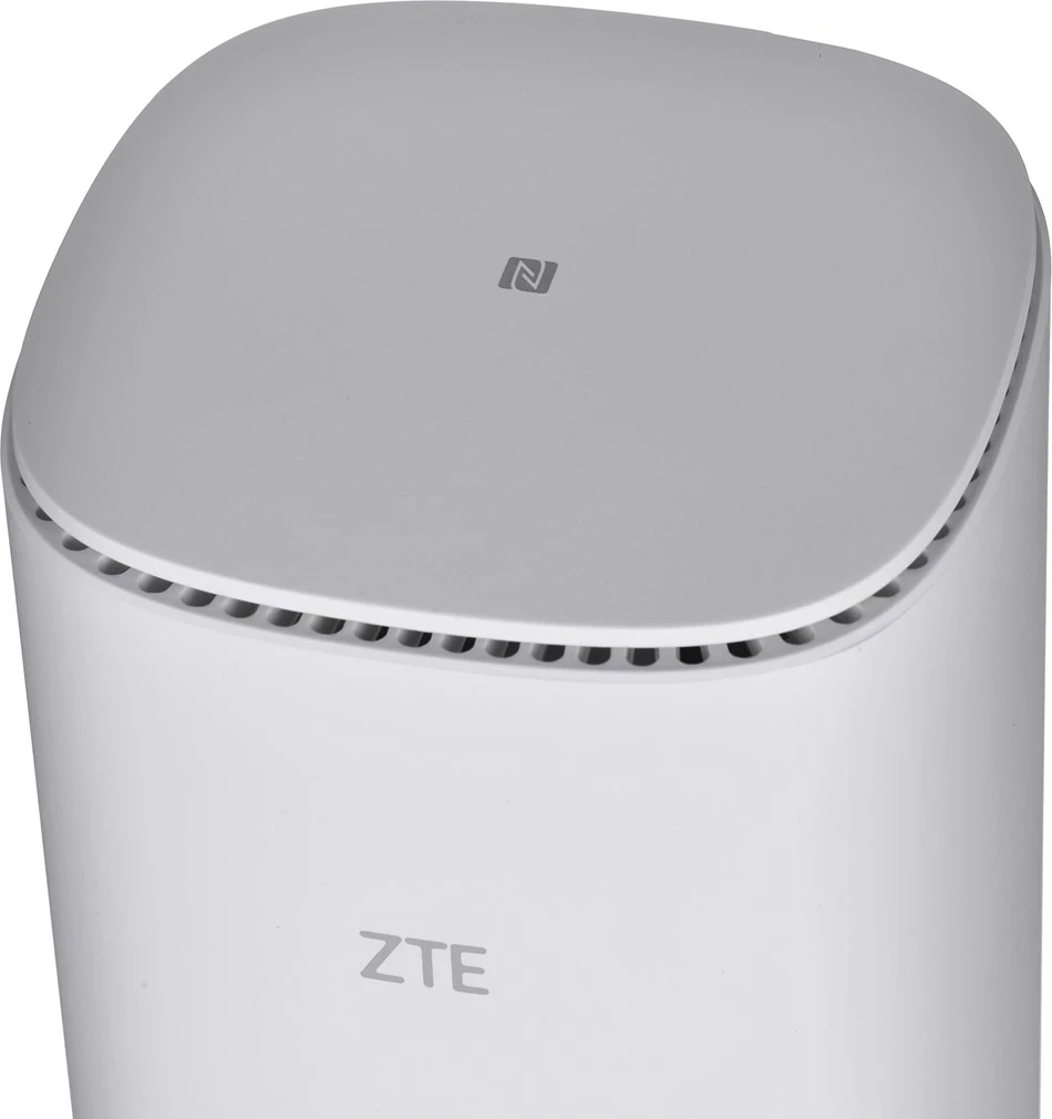 5G usmerjevalnik ZTE MC888 Pro, bel