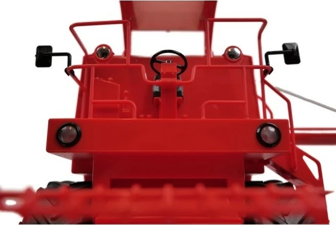 Kombajn z daljinskim upravljalnikom ATA Bizon Super Z056, 1:16, rdeč