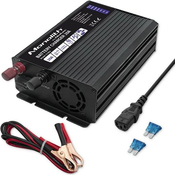 Inteligentni polnilnik baterij Monolith 51953 Qoltec, 20A, 24V, črn