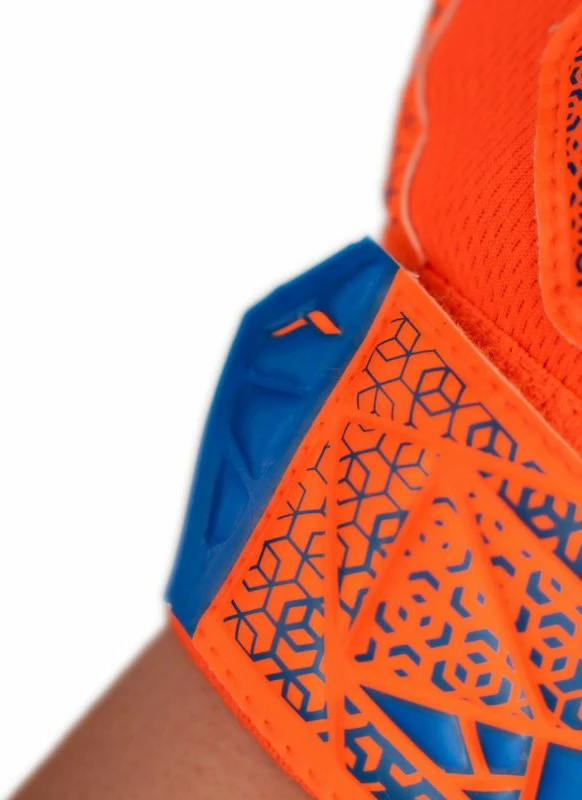 Dober oprijem, zaščita prstov — Reusch Attrakt Starter rokavice za vratarje za otroke, modro-oranžne