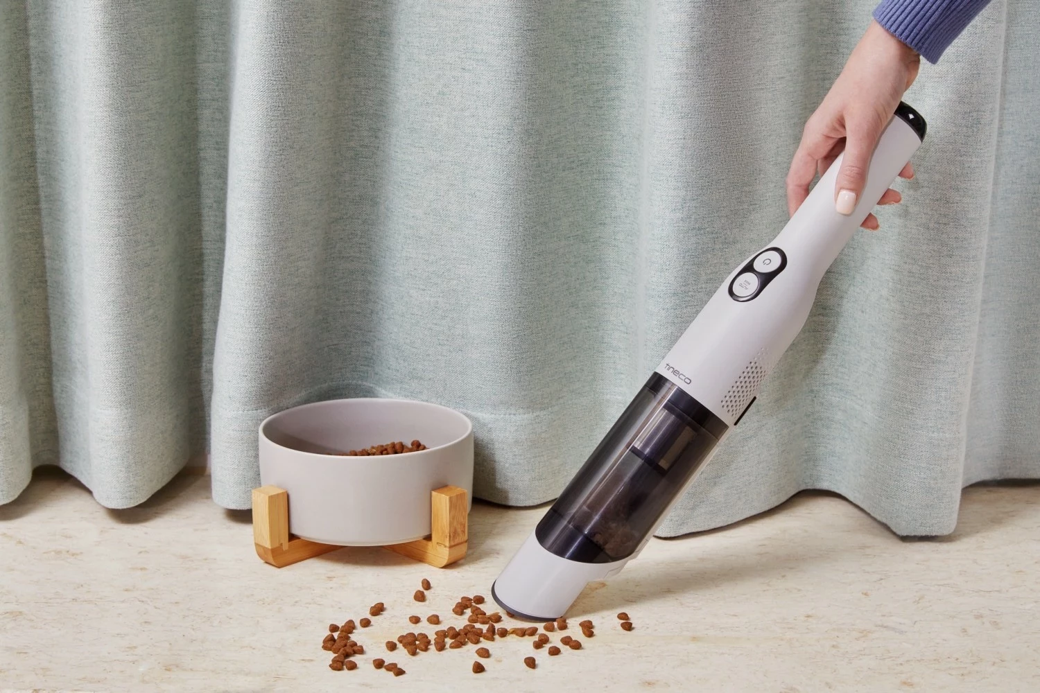 Ročni sesalnik, brezžični Tineco GO Mini, 2000 mAh, bel