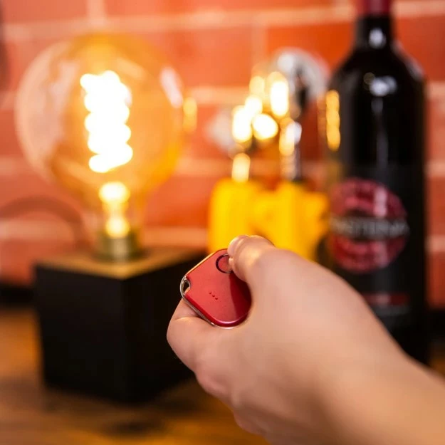 Pameten gumb Shelly BLU Button1, plastika, 2400 - 2484 MHz, 30 m, brezžično, rdeč