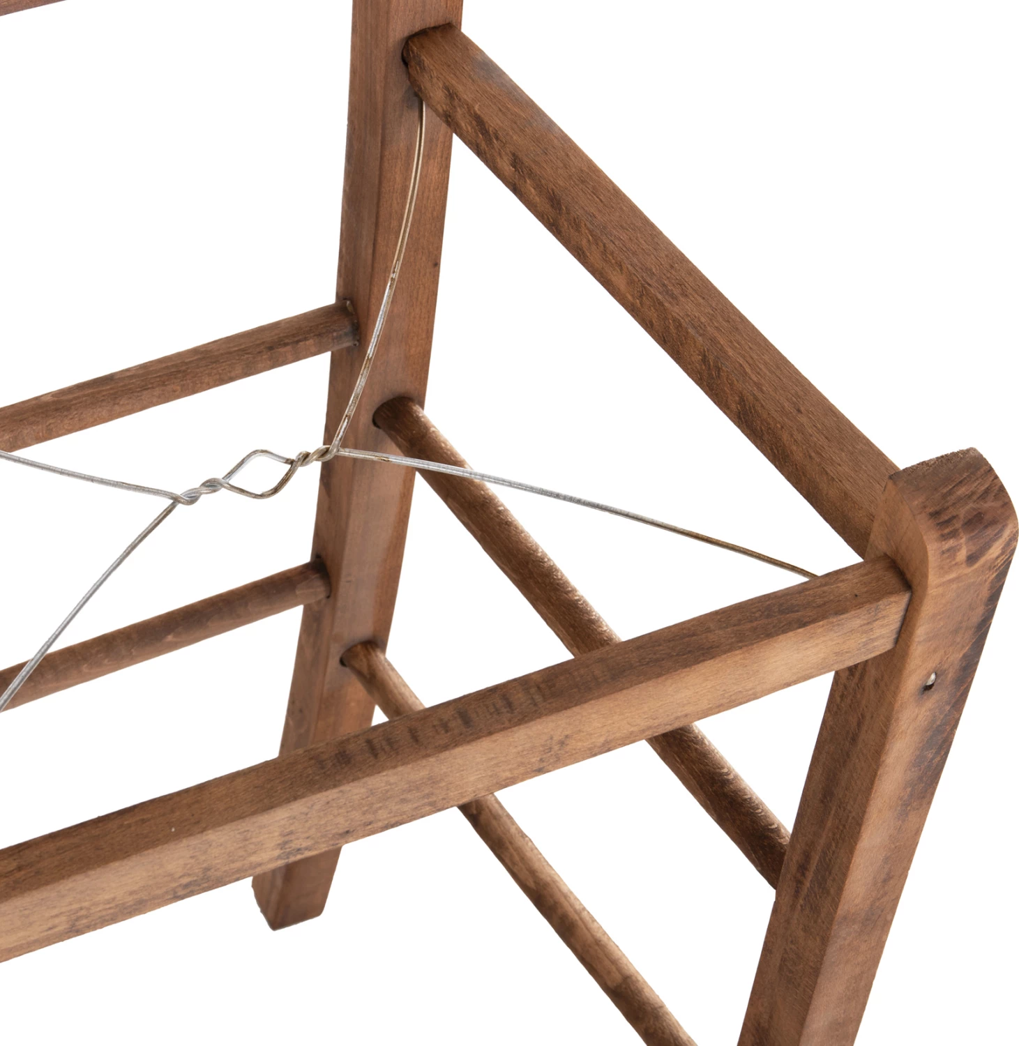 Barski stol Gadiel iz bukovega lesa impregniran v barvi oreha 40,5x39x104,5H cm. Samo okvir