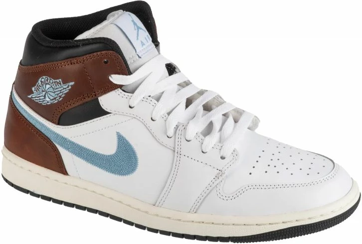 Atletske superge, Nike Jordan, bele