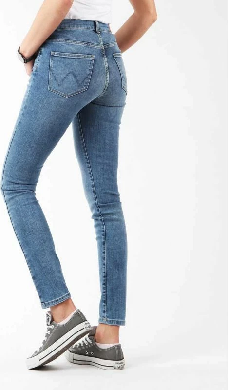 Ozke hlače za ženske Wrangler