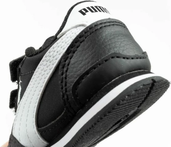 Superge za otroke Puma, črne