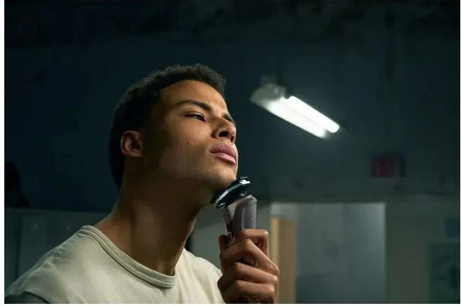 Električna britvica, Philips S5886/38 serija 5000, rjava + etui