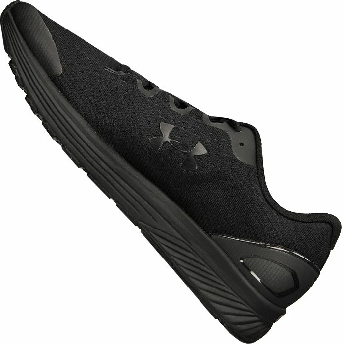 V teku čevlji Under Armour Charged Bandit 4 M, črni