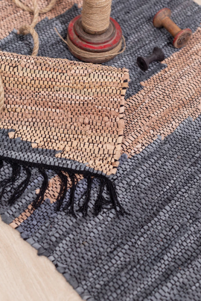 Preproga Fume, usnje, sivo-bež, 60x90 cm