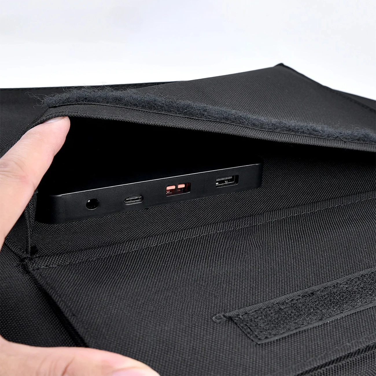 Zložljiv sončni polnilec Choetech SC009-V2, 100 W, 2x USB-A, USB-C, črn