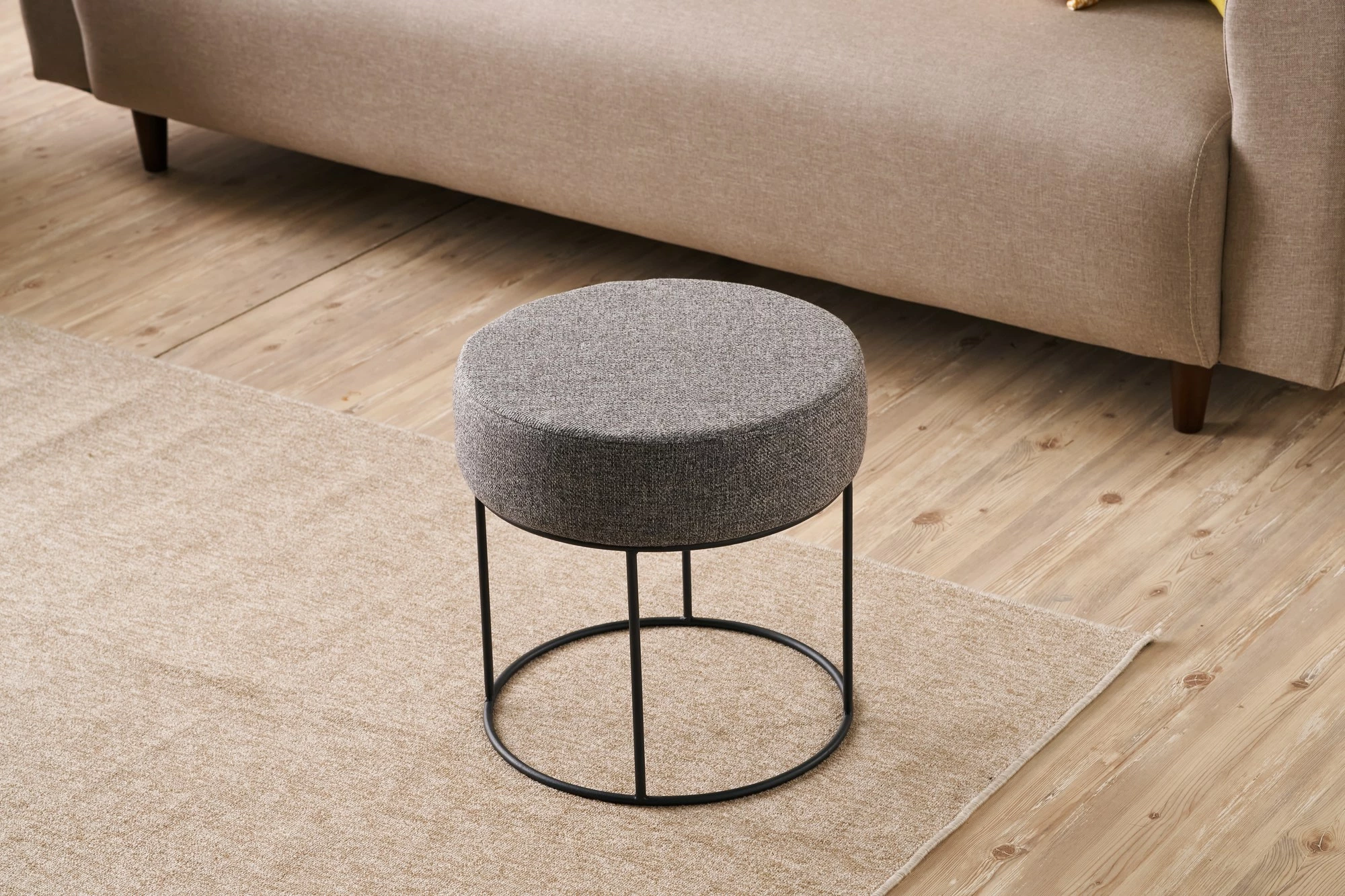 Puf v antracitu, Puf Atelier del Sofa Didim