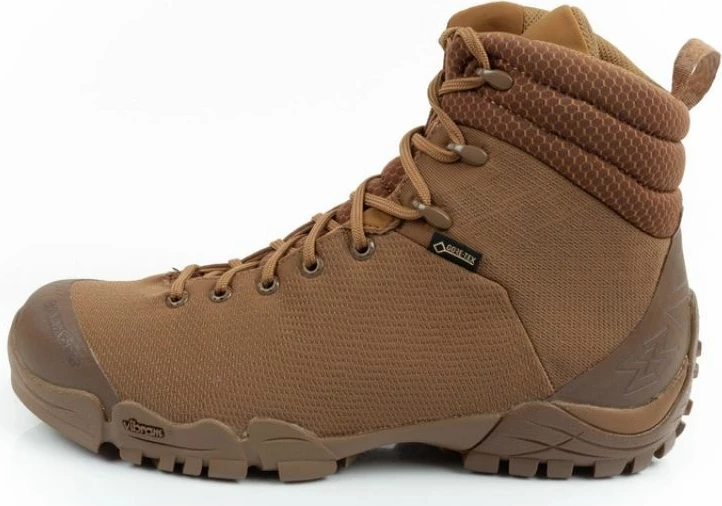 Trekovski čevlji Garmont, rjavi
