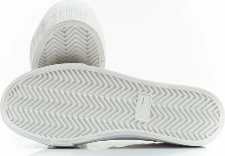 Kopitu športne Lee Cooper, bele