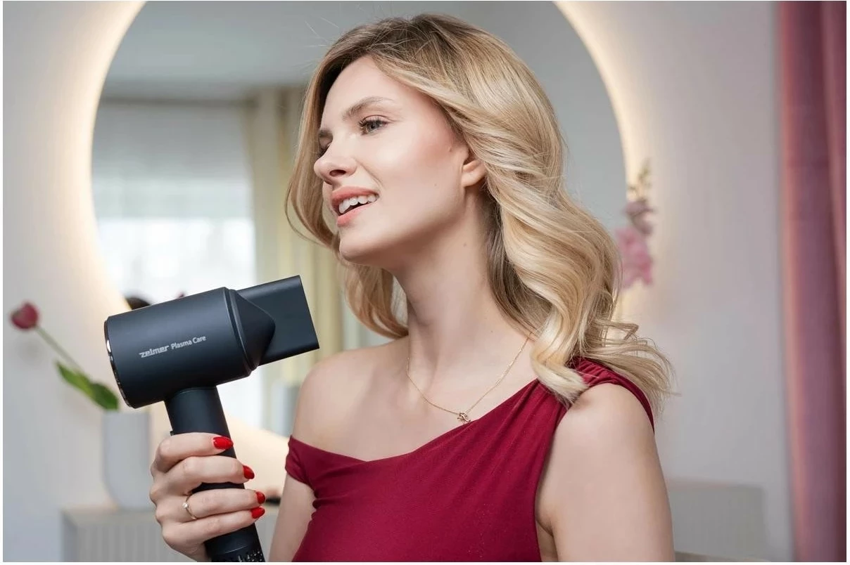 Sušilnik za lase, Zelmer ZHD9004, 1600 W, LED zaslon, BLDC motor, črn