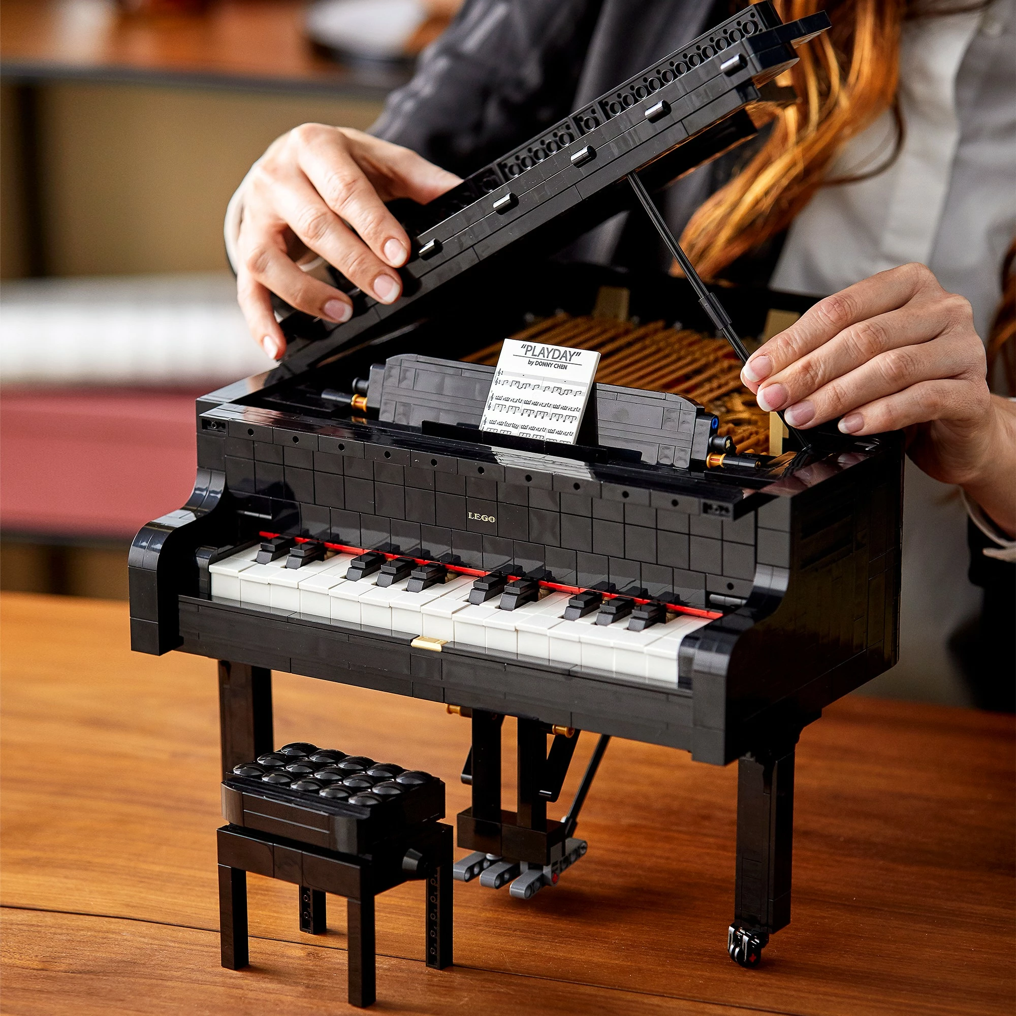 Model koncertnega klavirja LEGO Ideas Grand Piano 21323, 3.662 kosov, večbarven