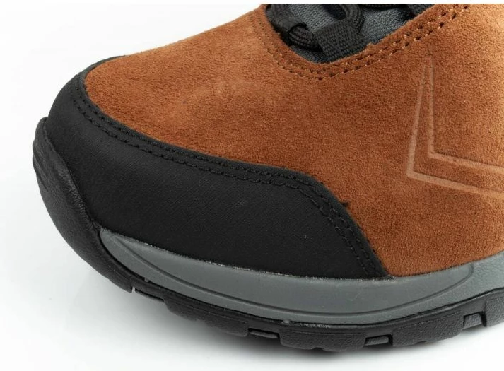 Superge CMP, kafe — za moške