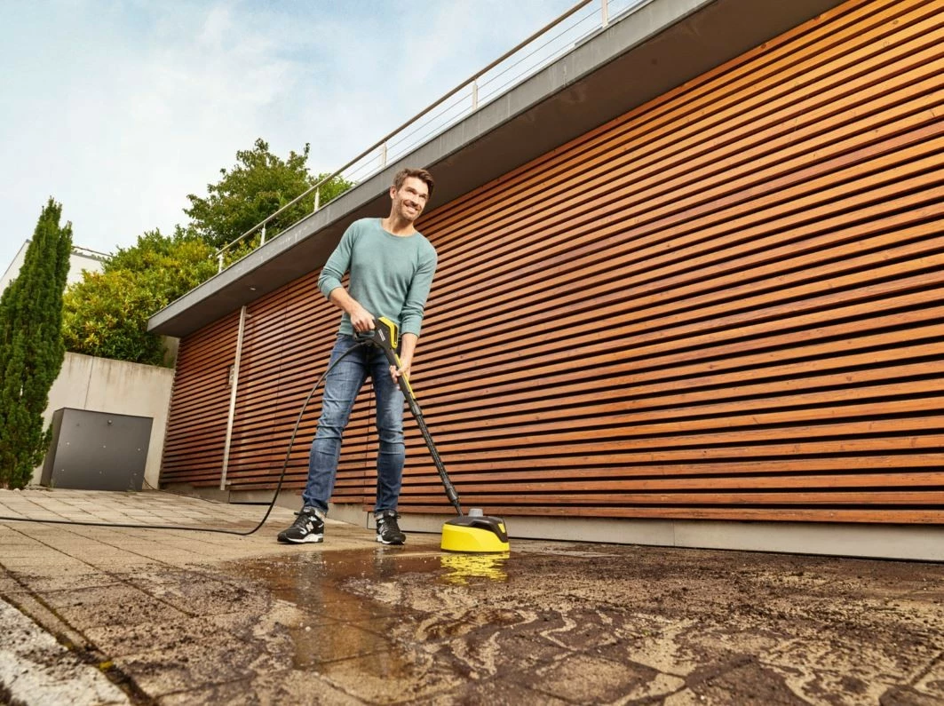 Visokotlačni čistilec Karcher K 5 Premium Smart Control Home, 1.324-673.0, rumeno/črn, komplet dodatkov