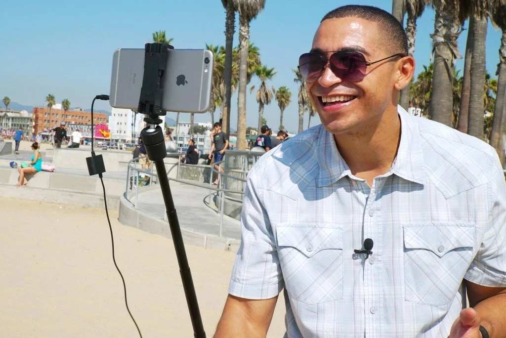 Klapni mikrofon iRig Mic Lav, črn