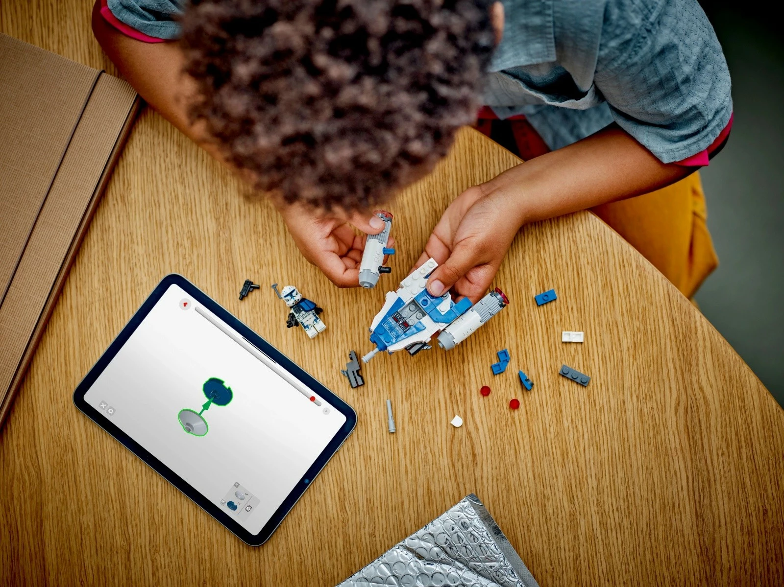 Mikrobojnik Y-Wing Captain Rex LEGO Star Wars 75391, 99 delov, plastika